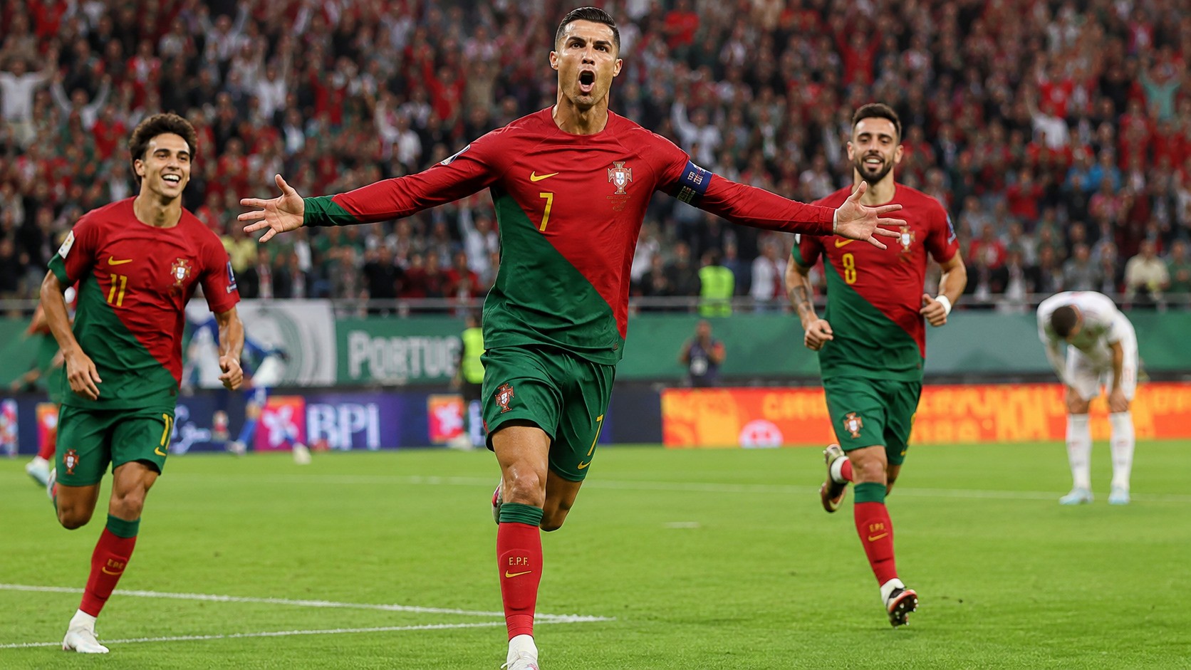 Rekor Baru CR7, Portugal Tampil Tanpa Ampun