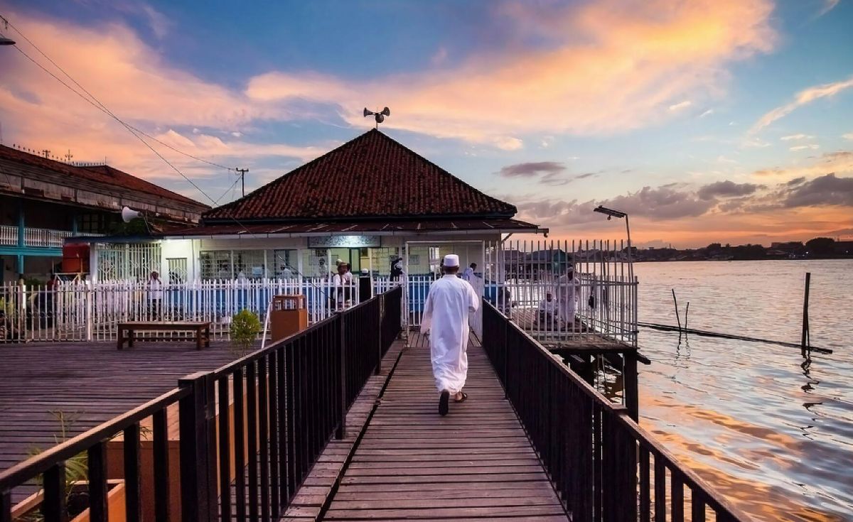 Yuk Menyusuri Jejak Budaya di Kampung Arab Al-Munawar: Wisata Religi dan Sejarah yang Menyentuh Hati!