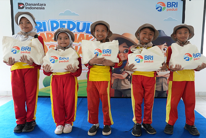 Peringati Hari Anak Nasional, BRI Peduli Dukung Pendidikan Karakter Anak lewat Kegiatan Agroedukasi bagi Siswa