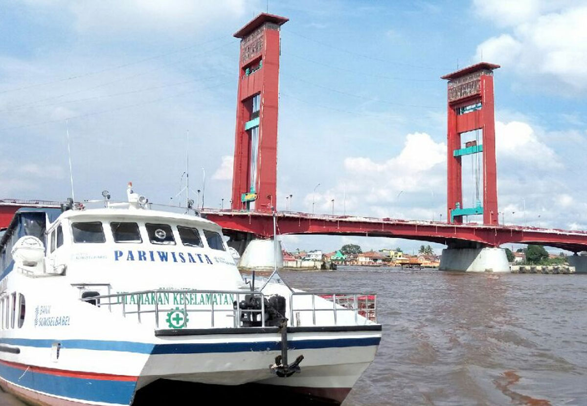 Menikmati Keindahan Sungai Musi dengan Kapal Musi Cruise, Hanya Rp 5 Ribu!