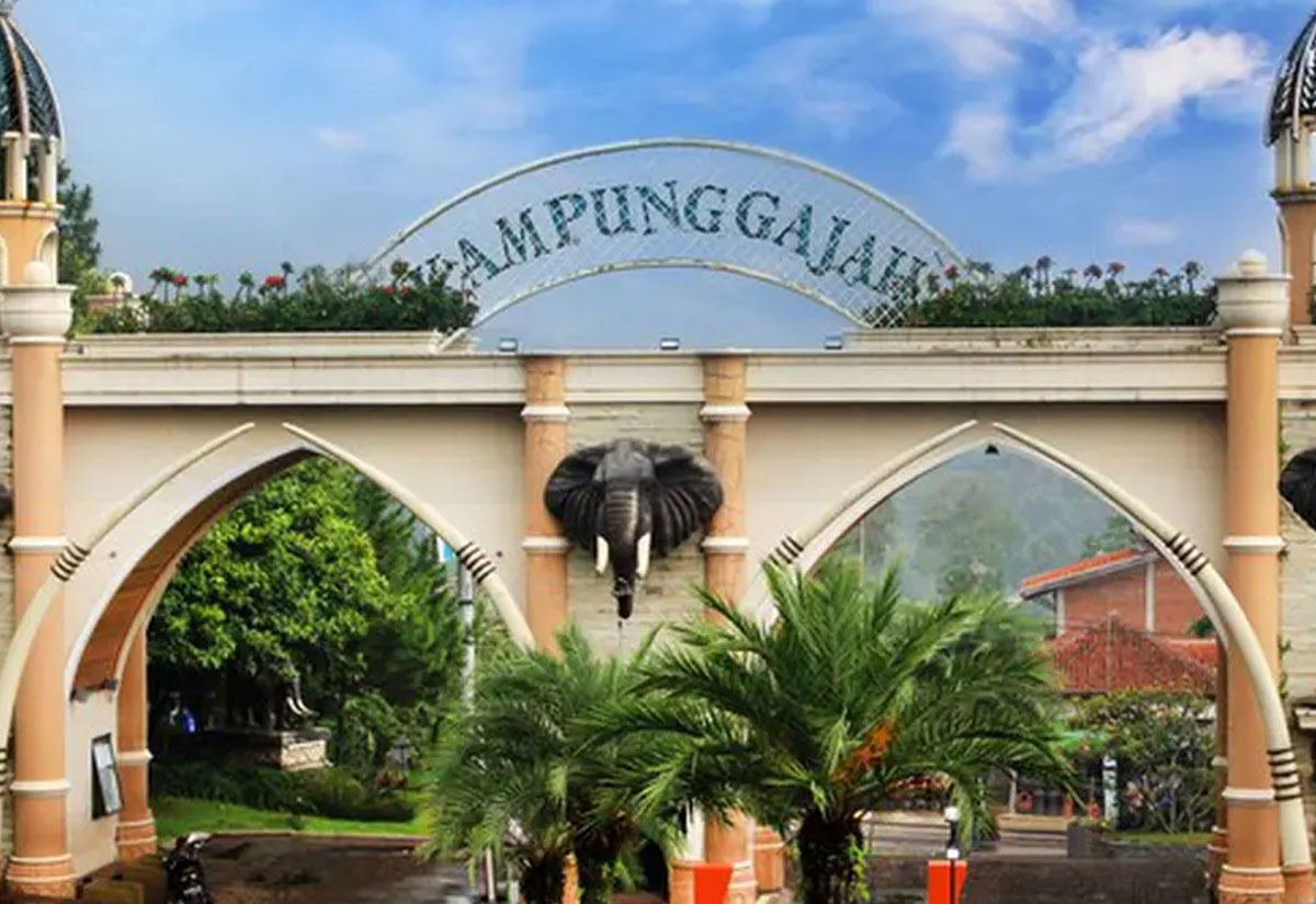 Kampung Gajah Wonderland: Dari Destinasi Populer Hingga Menjadi Tempat Angker