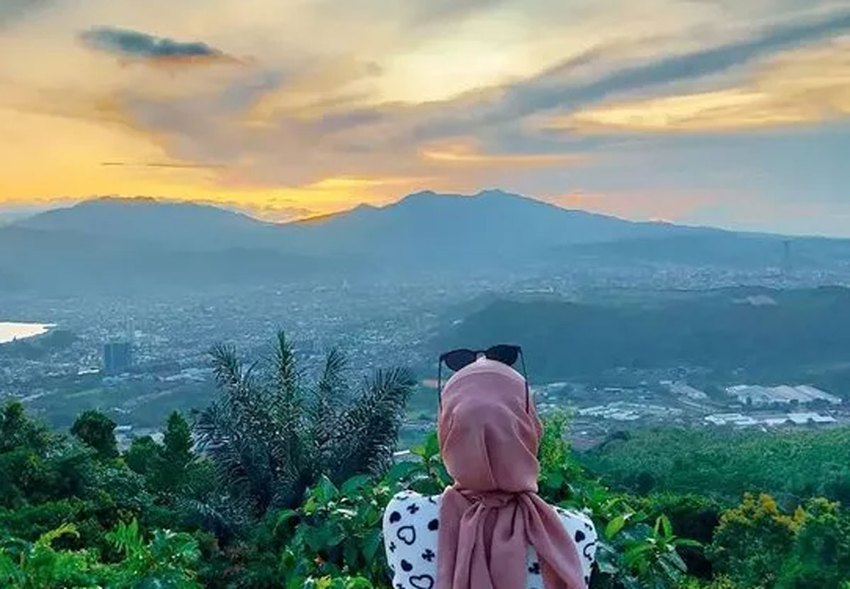 Pesona Gunung Balau: Spot Healing Sore di Lampung dengan Panorama Estetik