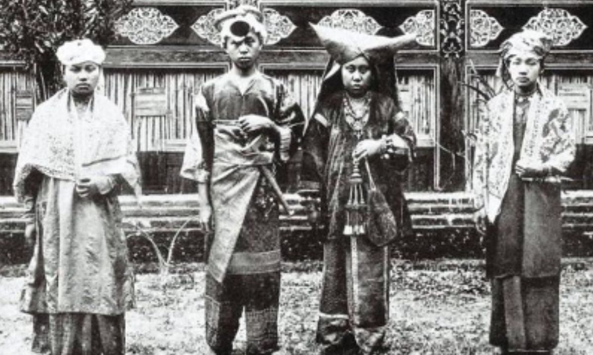 Iniloh Asal Usul Suku Koto MinangKabau: Perjalanan Sejarah dan Kehormatan Gelar Datuk