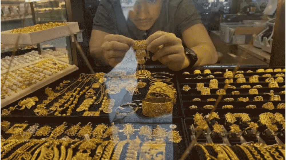 ​Ironi Kilau Emas Menakar Kekuatan Safe Haven di Bawah Bayang-Bayang Hegemoni USD