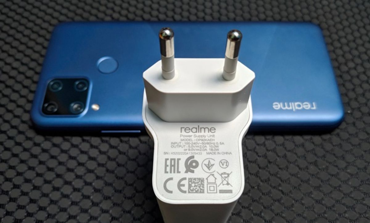 Wow! Kecepatan Pengisian Realme C15: 18W Fast Charging, Apakah Masih Cukup di 2025?