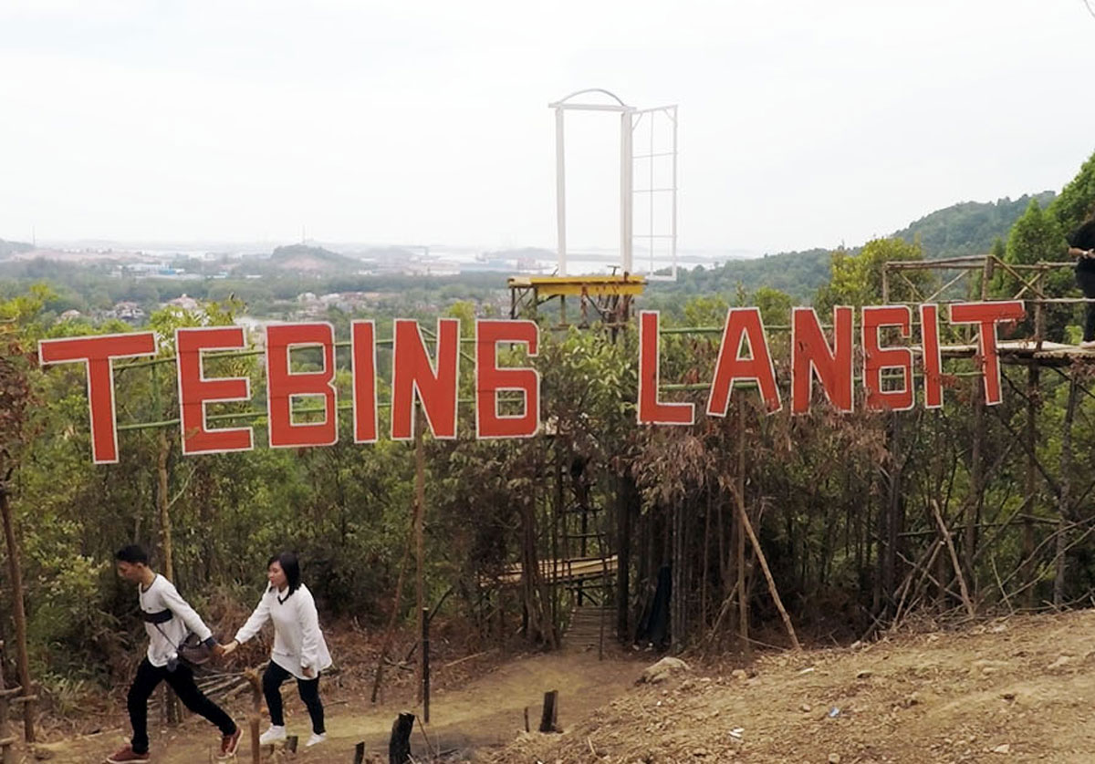 Eksplorasi Keindahan Tebing Langit Bukit Dangas Sekupang, Destinasi Wisata Alam yang Menakjubkan di Batam