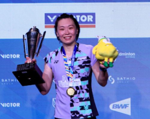 Kembali dari Cedera, Beiwen Zhang Bangkit di Austalia Open 2023