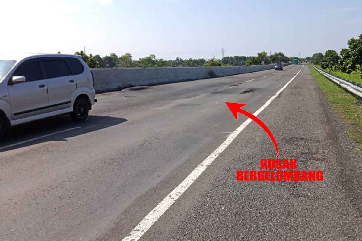Tol Kayuagung–Palembang Dikeluhkan Pengendara: Bergelombang dan Berlubang, Ancam Keselamatan