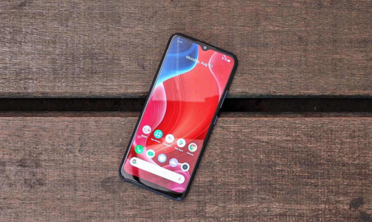 Realme C15 dan Baterai 6000mAh: Partner Tangguh untuk Petualangan Outdoor Lho!