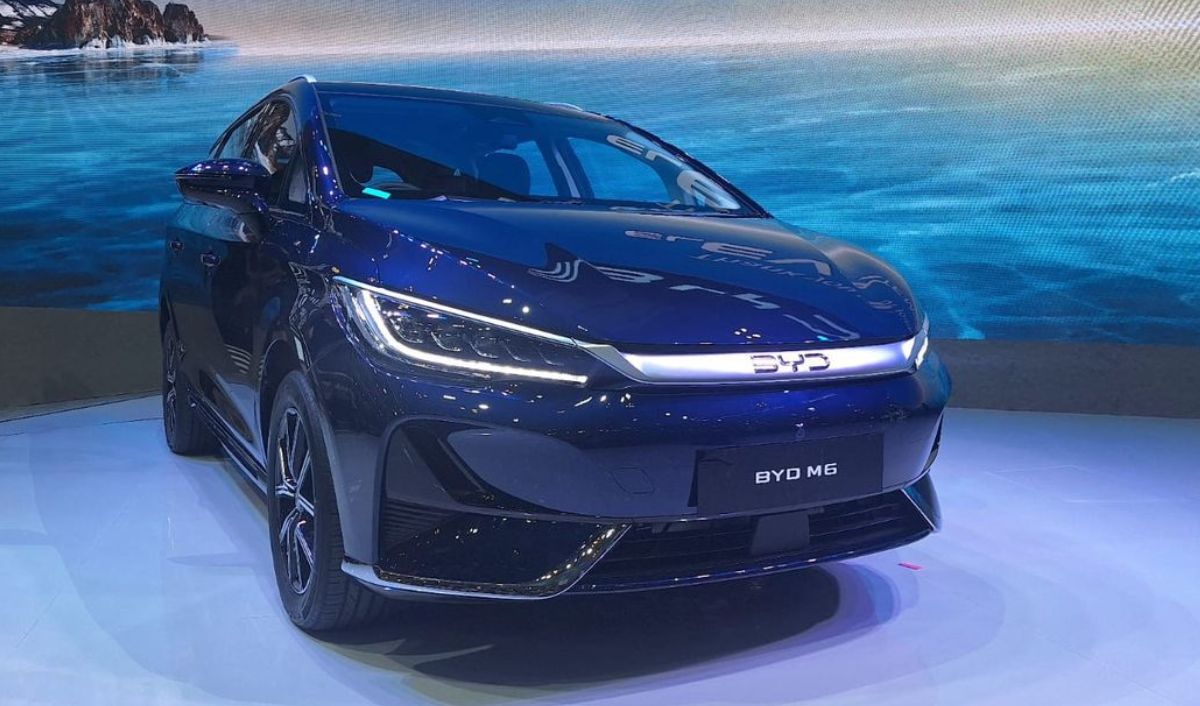 Cek Yuk! BYD M6: Inilah MPV Listrik Terlaris di Indonesia Tahun 2024-2025