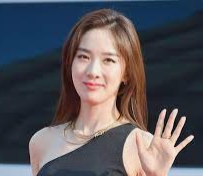 Daftar Drama dan Film yang Telah Dibintangi oleh Lee Chung Ah, Bintang dari Serial Drama Korea 'Celebrity