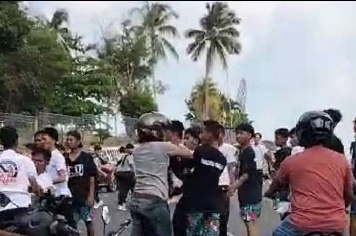 Kericuhan di Lomba Gerak Jalan Tanjungpinang, Peserta Berbaju Putih dan Hitam Saling Bentrok!