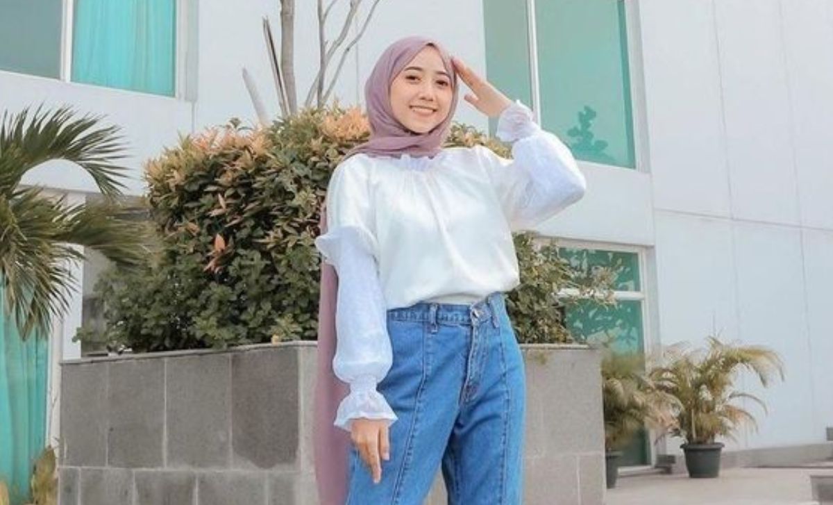 Inspirasi OOTD Casual untuk Lebaran: Tampil Feminin dan Nyaman dengan Gaya Santai!