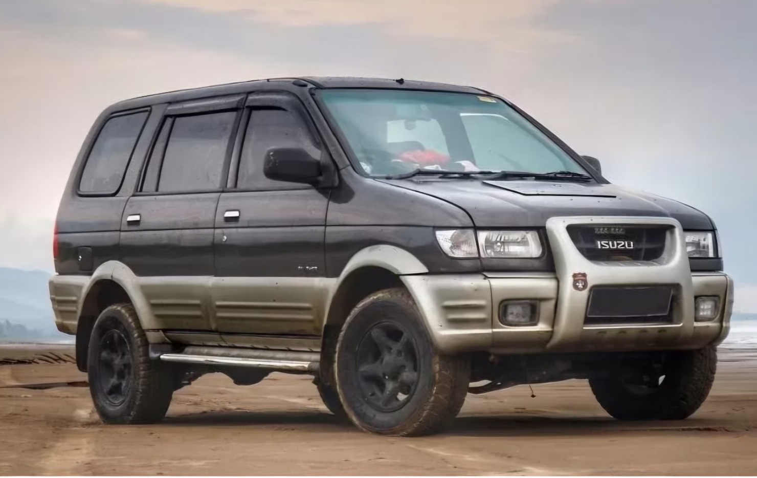 Bocoran Harga Isuzu Panther Bekas Desember 2025: Mulai Rp 40 Juta hingga Rp 255 Juta, Simak Rinciannya