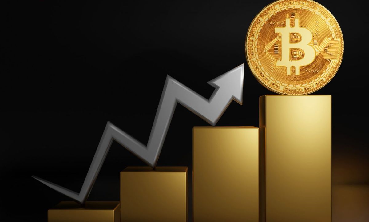 Puncak Baru Bitcoin, Saham Kripto Meroket!