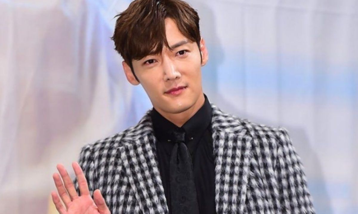 Wow! Choi Jin-hyuk Siap Sambangi Penggemar di Jakarta: 'Nyanyi Bareng Yuk!'