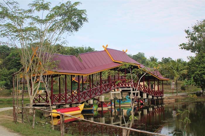 Raih Serunya Wisata Alam dan Kebudayaan Suku Melayu di Danau Betung, Pelalawan, Riau