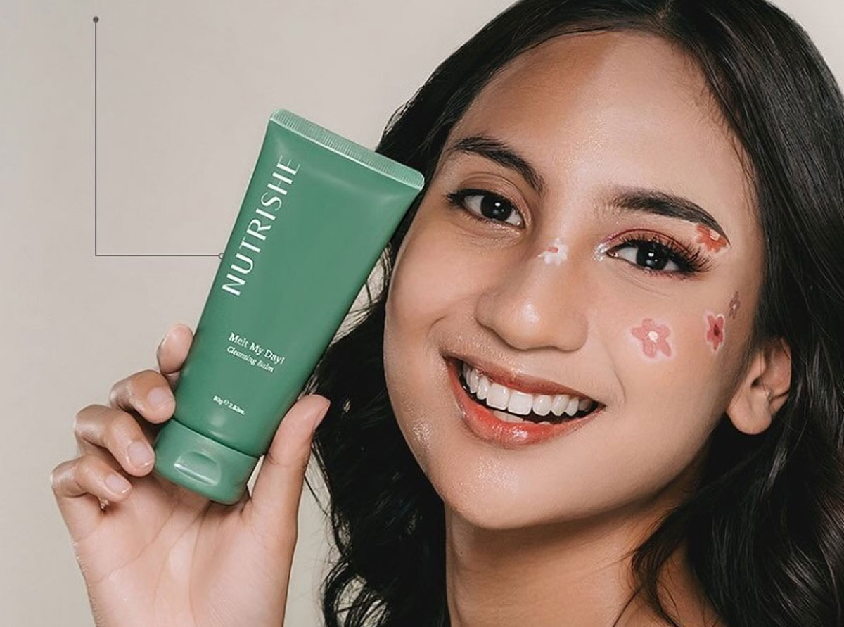 Nutrishe Melt My Day Cleansing Balm: Pilihan Praktis dengan Kemasan Tabung yang Efektif Membersihkan Wajah