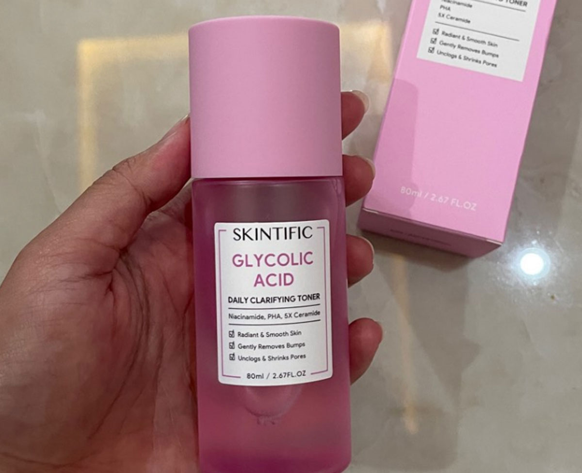 Skintific Glycolic Acid Daily Clarifying Toner: Toner Sehari-hari untuk Kulit Lebih Bersih dan Bercahaya