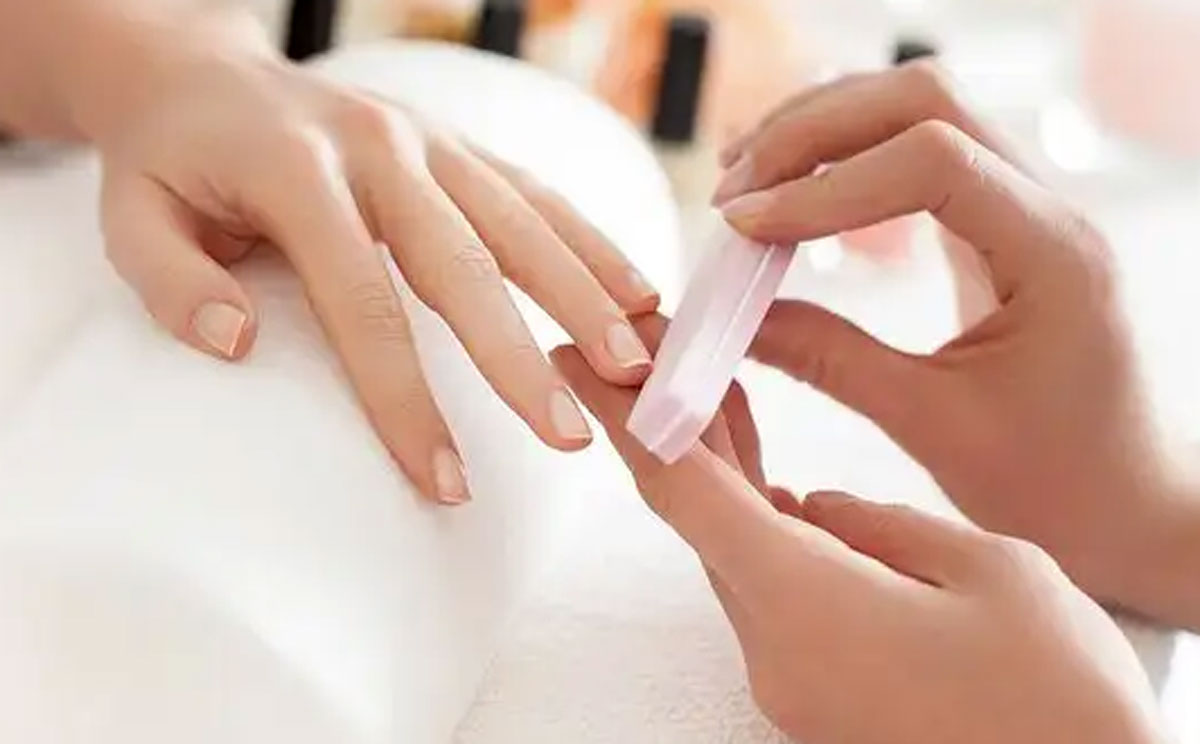 Manfaat Manicure Sederhana di Rumah untuk Kuku Sehat