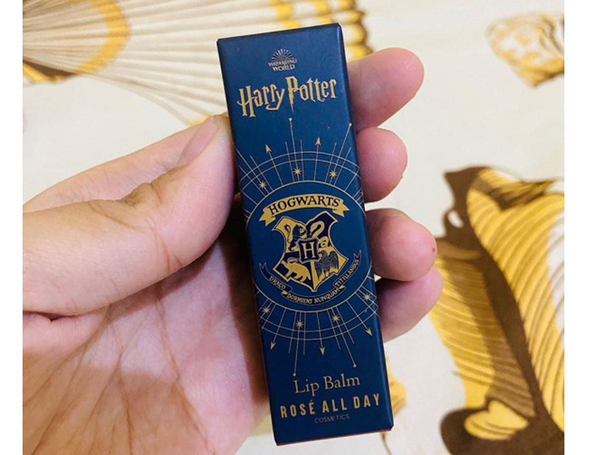 Rosé All Day Lip Balm Harry Potter Edition: Keajaiban Perawatan Bibir dalam Sentuhan Sihir