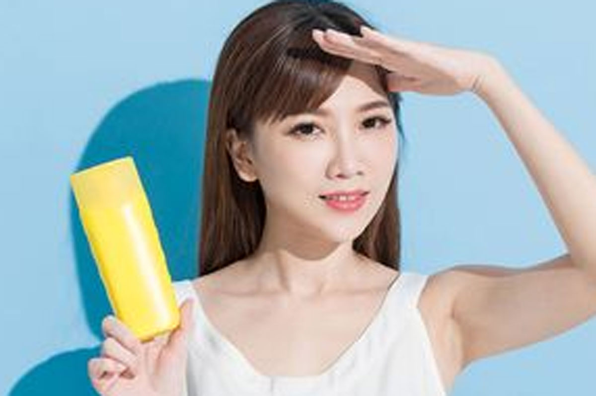 Pentingnya Memilih Sunscreen Non-Comedogenic untuk Kulit Berminyak dan Berjerawat