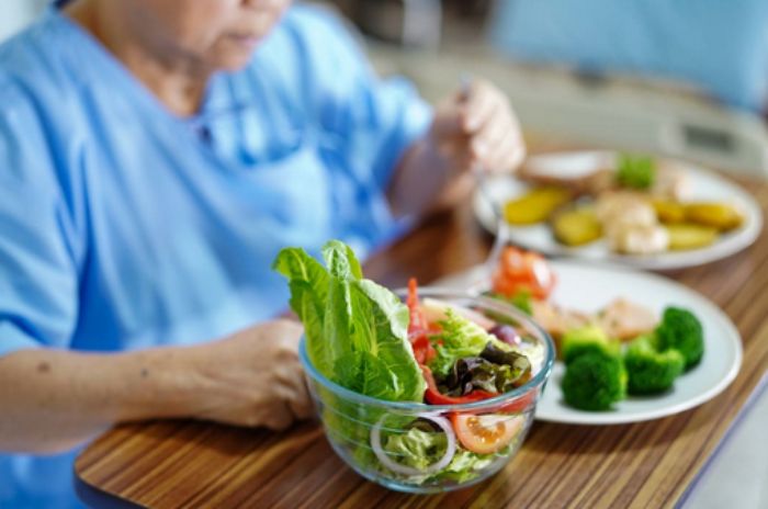 Jangan Anggap Remeh! Osteoporosis, Tips Pola Makan yang Tepat untuk Menjaga Tulang Anda