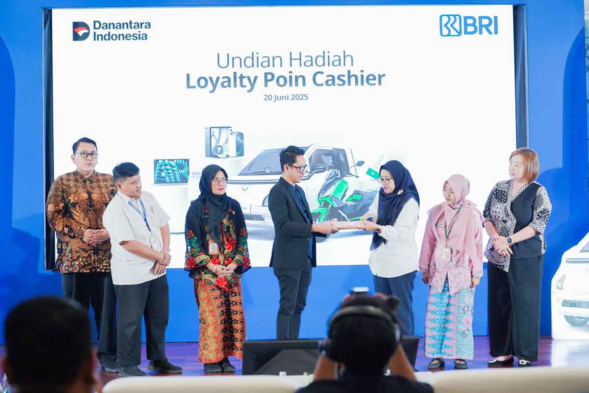 Program Loyalty Poin Cashier 2025, BRI Bagikan Hadiah Mobil Listrik hingga Jam Tangan Pintar bagi Merchant