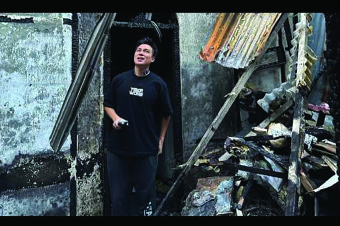 Rumah Tetangga Kebakaran, Baim Wong Segera Beraksi untuk Membantu