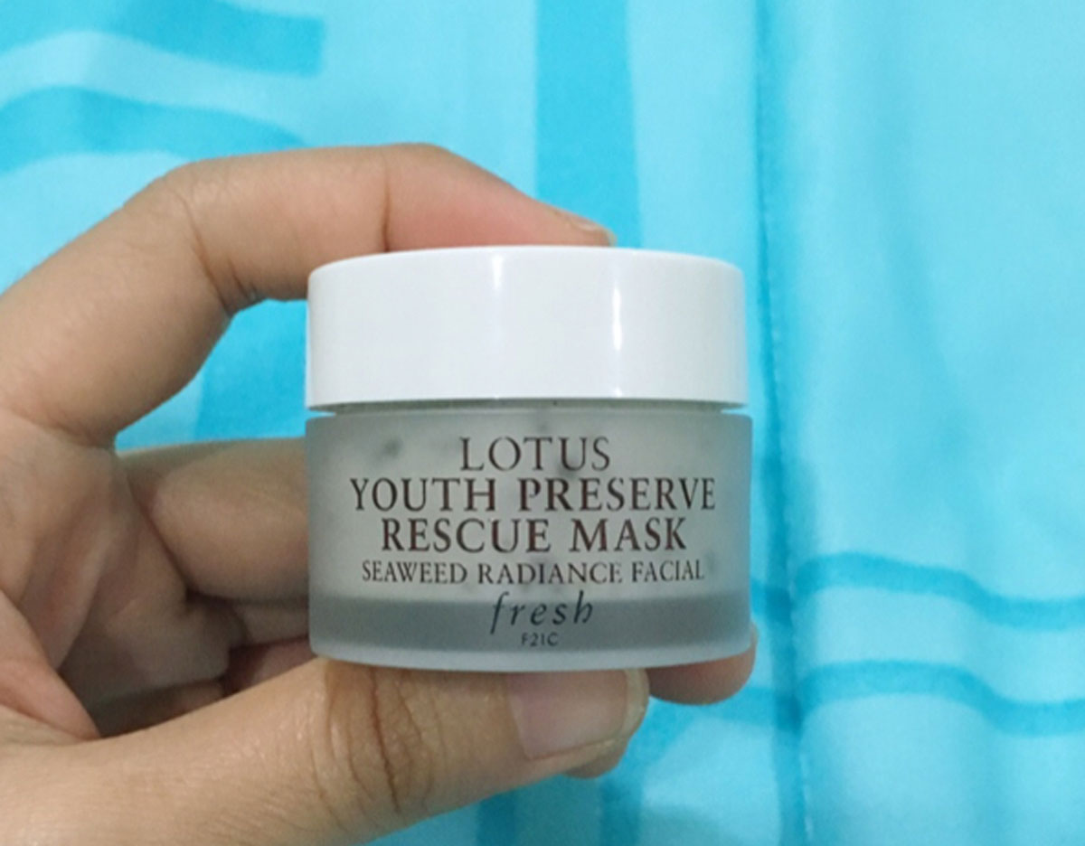 Fresh Lotus Youth Preserve Exfoliating Rescue Mask: Solusi Kulit Kusam dalam 5 Menit