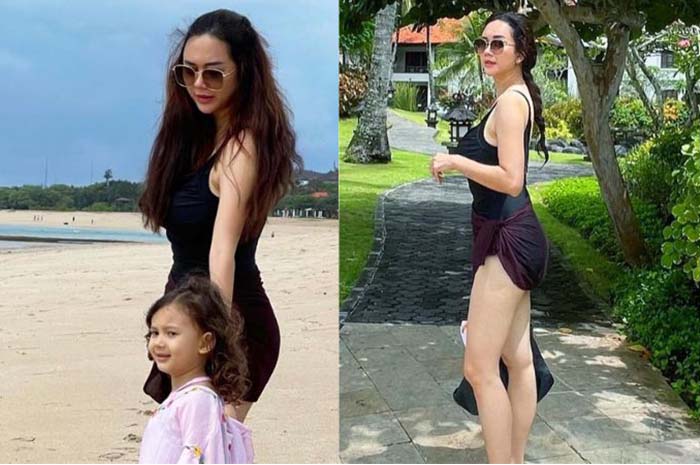 Sorotan Aura Kasih Pakai Bikini Di Pantai Body Goals Dan Pose Seksi