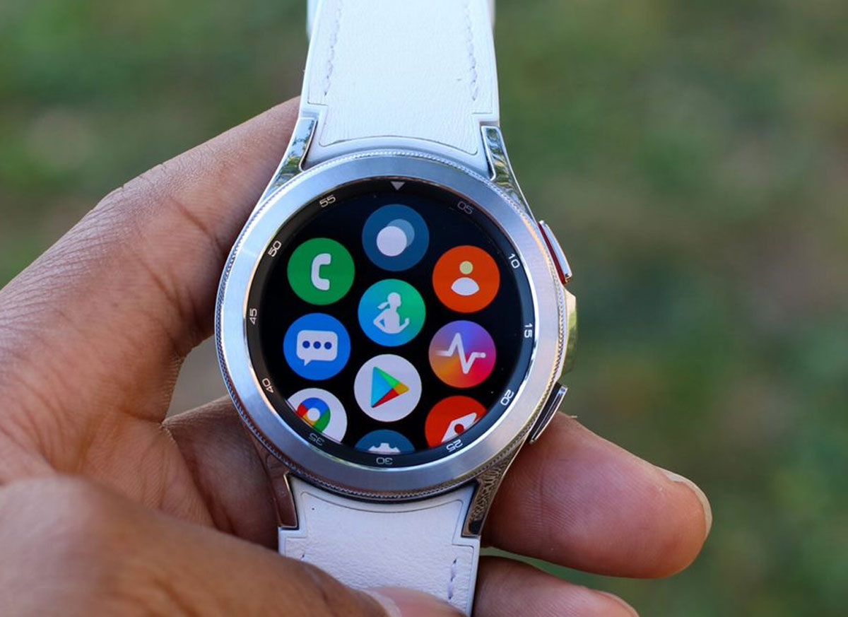 Samsung Galaxy Watch 4: Smartwatch Klasik yang Tetap Diminati Hingga Kini