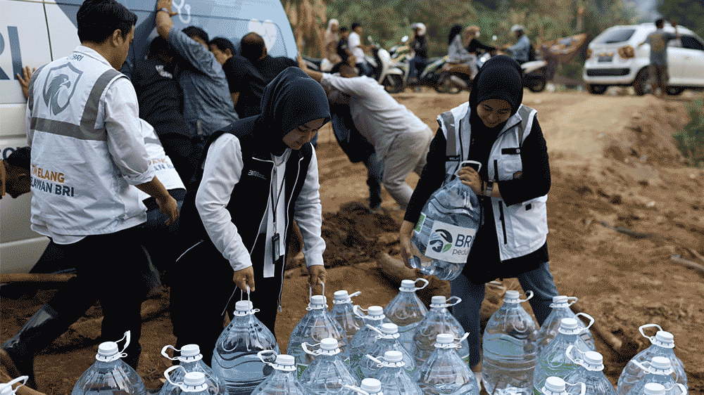 BRI Tancap Gas Bantu Korban Bencana Sumatra, Lebih dari 40 Lokasi Sudah Disalurkan!