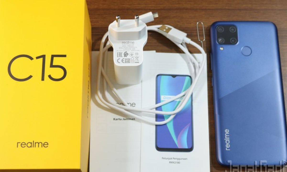 Ini Lho Realme C15 & Powerbank: Perlukah Bawa Tambahan Daya Saat Hiking?