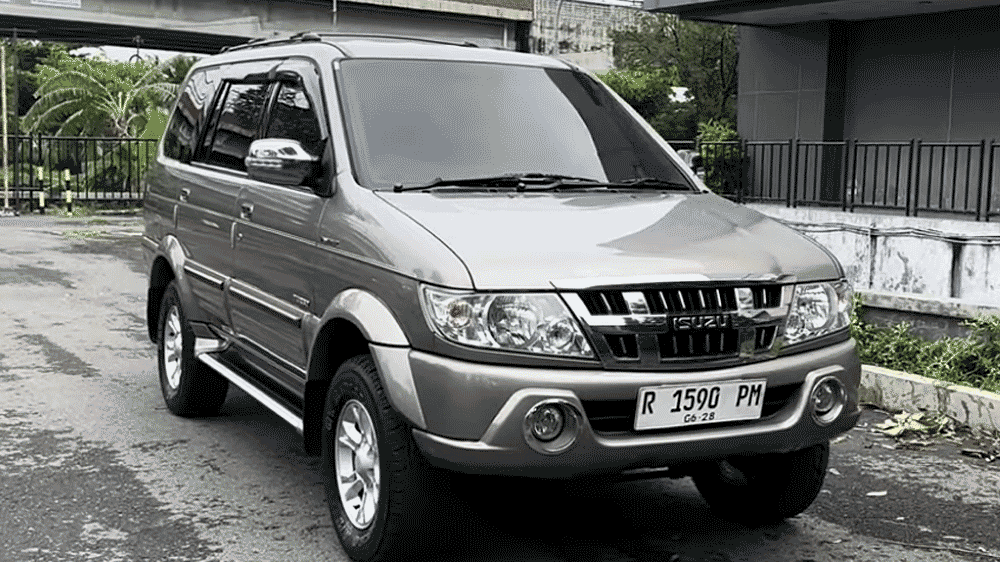 Langka Banget! Isuzu Panther Grand Touring 2012 KM Rendah, Kondisi Nyaris Baru Bikin Kolektor Melirik