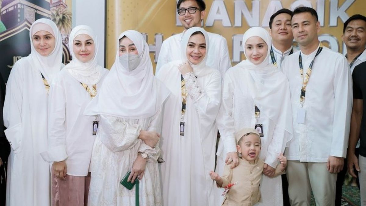 Penuh Haru! Raffi Ahmad Ungkap Rasa Rindu ke Anak Saat Menjalani Ibadah Haji di Makkah