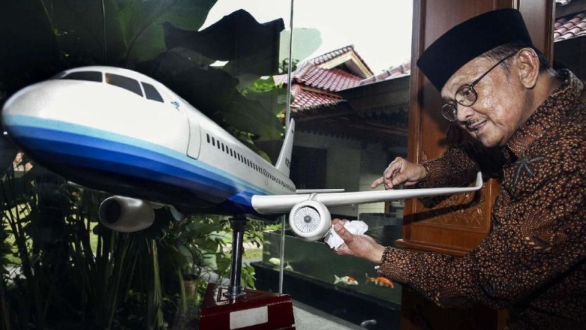 Eyang BJ Habibie: Jejak Kontribusi Besar dalam Dunia Penerbangan Indonesia