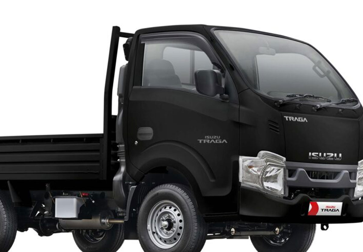 Isuzu Traga Tampil Lebih Gagah dengan Warna Black Premium: Pilihan Baru yang Menggiurkan Pebisnis Niaga