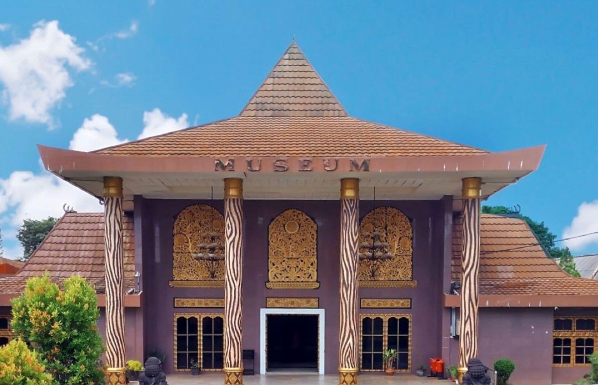 Cek Yuk! Museum Balaputradewa, Wisata Edukatif Favorit Milenial yang Penuh Cerita Budaya Lho!