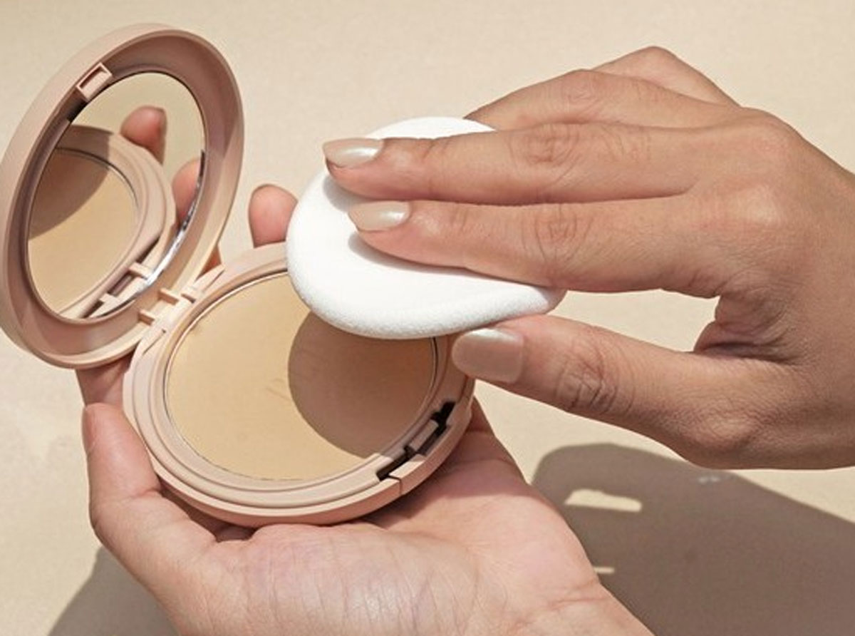 BLP Beauty Compact Powder: Teknologi Soft Focus untuk Hasil Akhir Natural yang Menawan