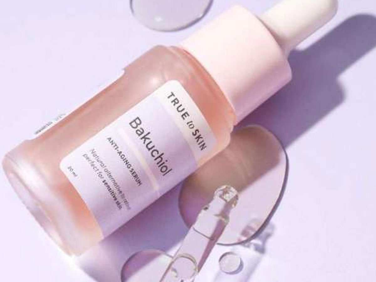 True to Skin Bakuchiol Smoothing Serum: Alternatif Retinol yang Lembut dan Efektif