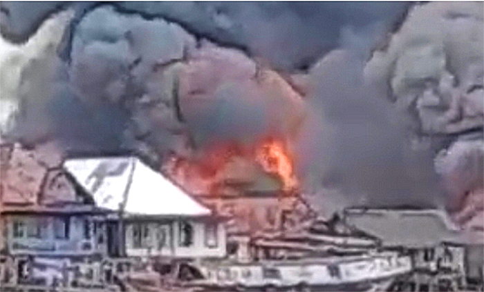 Kebakaran Palembang: Belasan rumah dan bedeng Hancur, Dua Luka, Warga Sebut Kompor Menyala Jadi Pemicu?