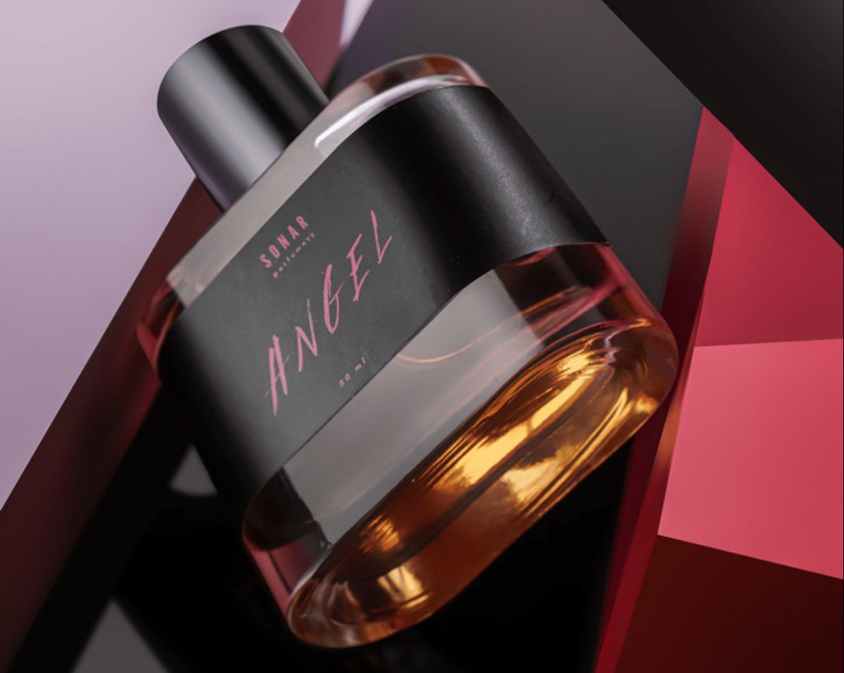 Yuk Tampil Anggun dan Memikat!  Inilah Keajaiban dalam Botol SONAR Perfume - ANGEL 