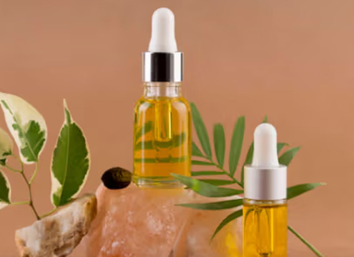 Minyak Jojoba: Rahasia Kulit Lembap dan Terawat