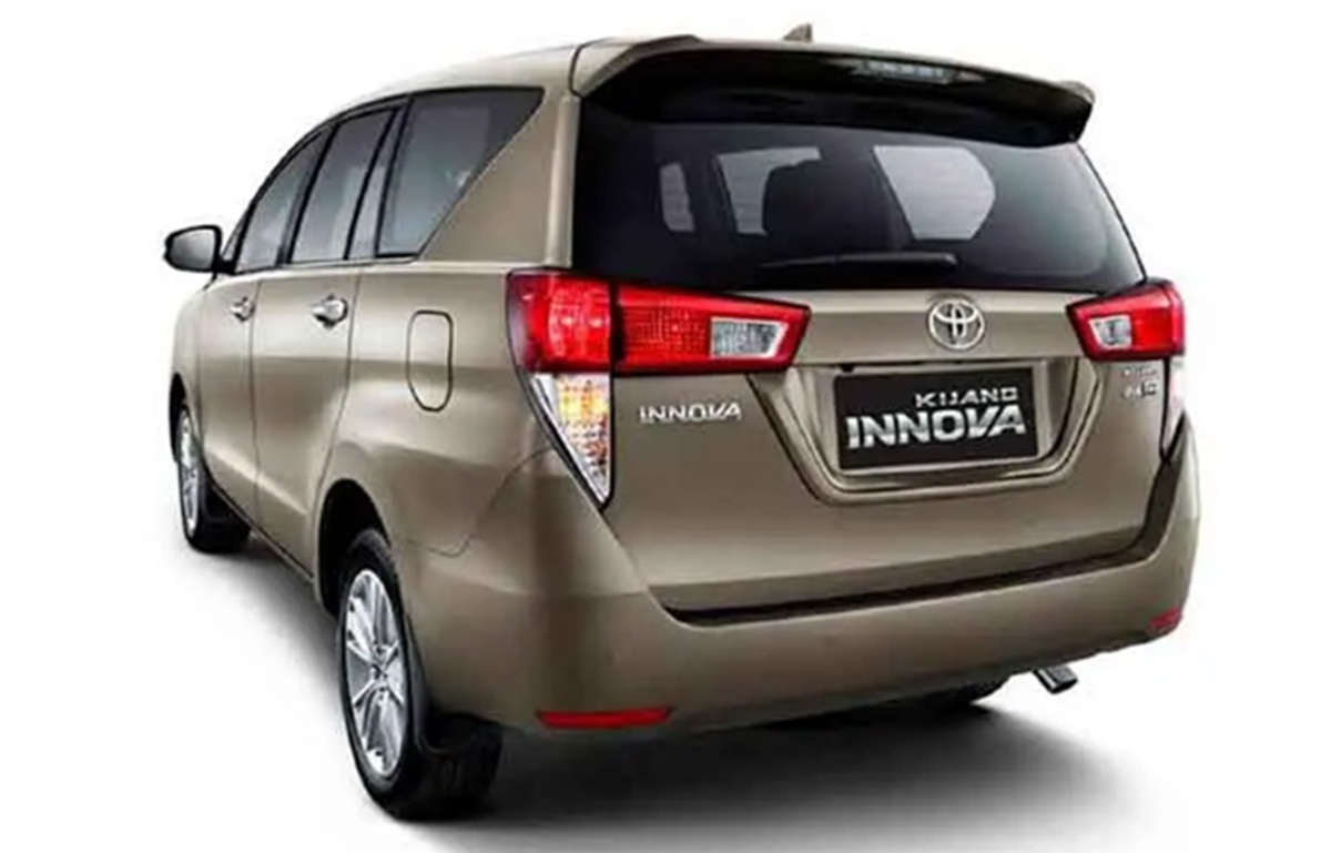 Update Terbaru Harga Mobil Bekas: Isuzu Panther dan Innova Reborn Desember 2025