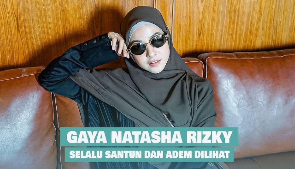 OOTD Serba Hitam Natasha Rizky: Gaya Monokrom yang Syar'i dan Menawan!