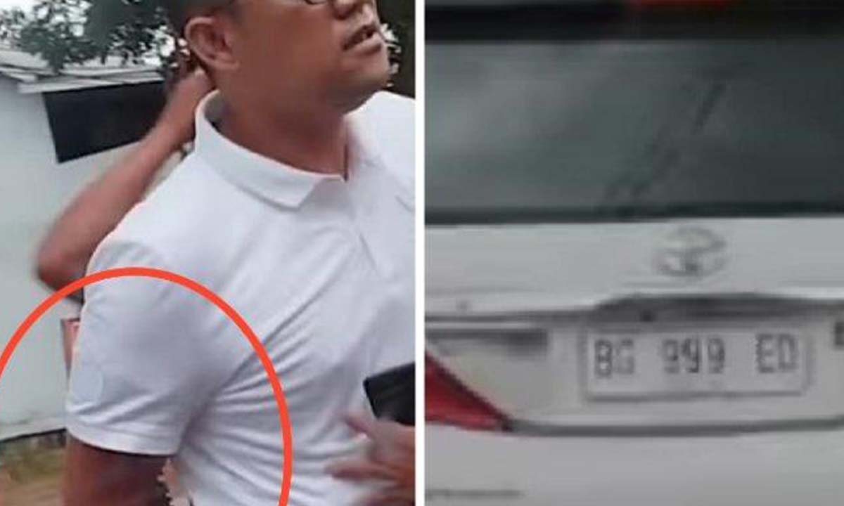 Begini Kronologi Kejadiannya! Pria Pemilik Mobil Mewah di Palembang Ancam Pengemudi dengan Sajam, Viral !