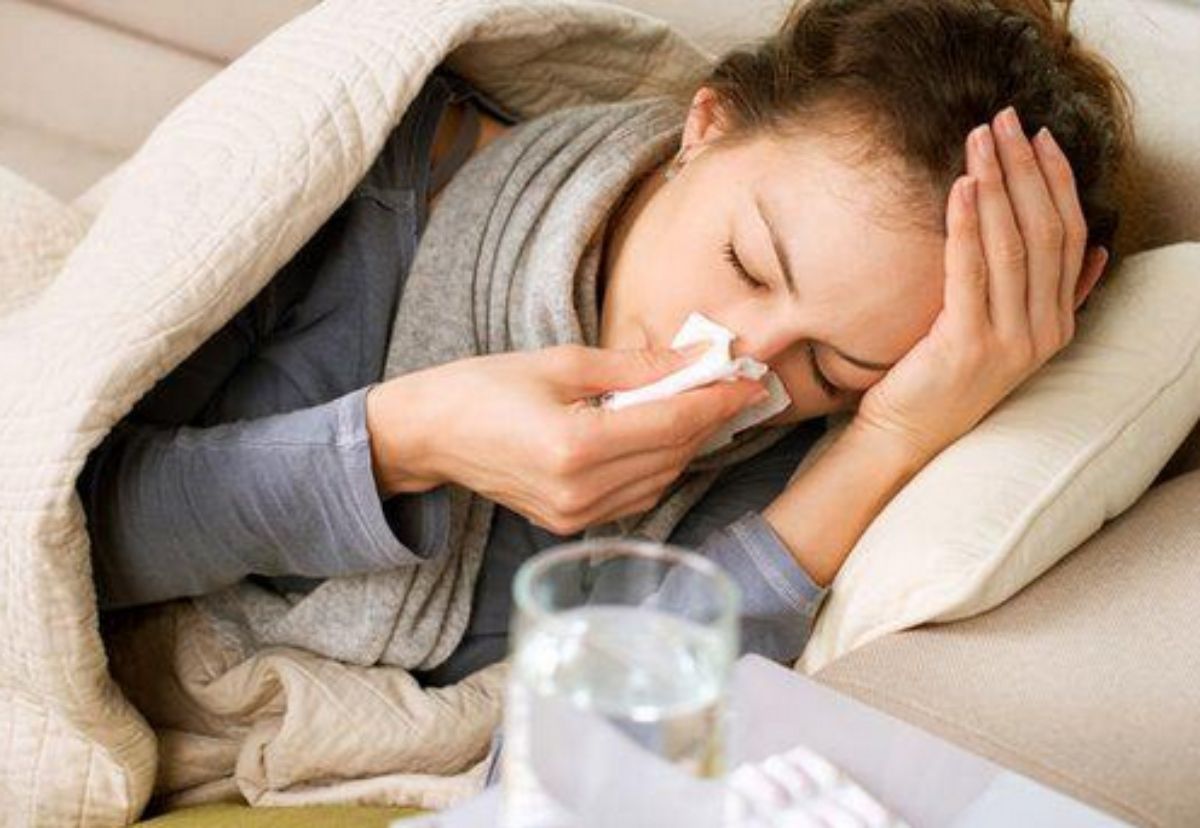 Pilek & Flu Mengganggu Aktivitas Sehari-hari? Hindari 5 Jenis Makanan Ini untuk Segera Pulih!