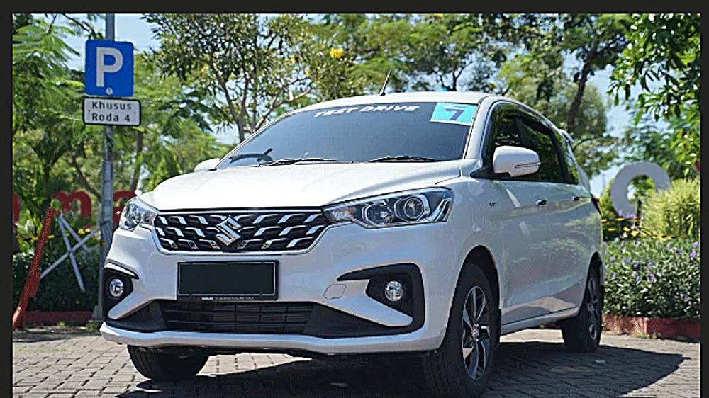 Suzuki Ertiga Disebut MPV Paling Masuk Akal, Irit, Nyaman, dan Aman untuk Keluarga Modern