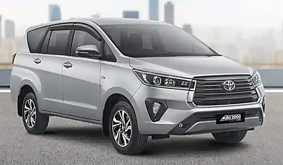 Innova Reborn 2025 Resmi Naik Kelas! Desain Mewah, Mesin Hybrid, Fitur TSS Siap Bikin Kompetitor Panas Dinngin
